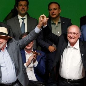 Lula rejeita chamar facções de terroristas como Trump